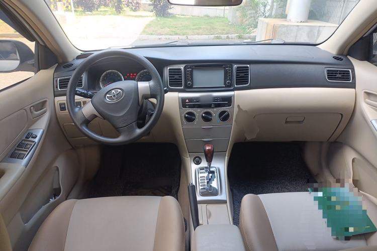 Used Toyota Corolla EX 2013 1.6L Automatic Excellence Edition Center Console