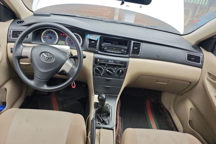 Used Toyota Corolla EX 2013 1.6L Manual Value Edition Center Console