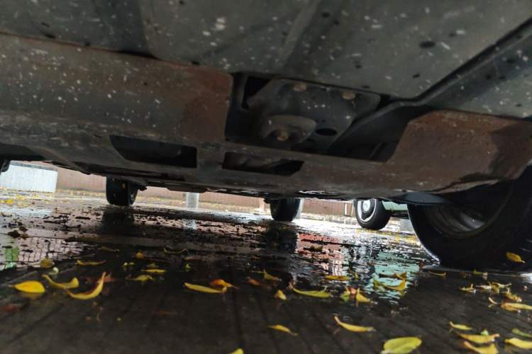 Used Toyota Corolla EX 2013 1.6L Automatic Excellence Edition Chassis Front