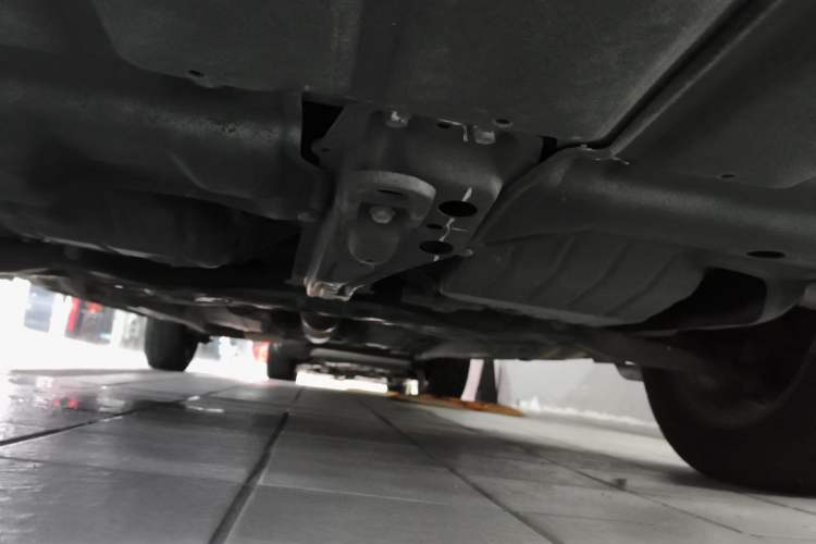 Used Toyota Corolla EX 2013 1.6L Automatic Luxury Edition Chassis Front
