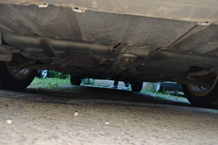 Used Toyota Corolla EX 2013 1.6L Automatic Luxury Edition Chassis Front