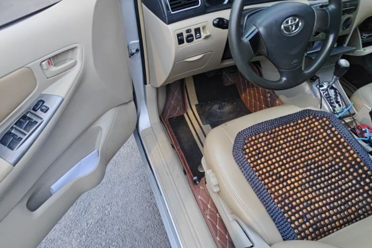 Used Toyota Corolla EX 2013 1.6L Automatic Excellence Edition Driver Seat