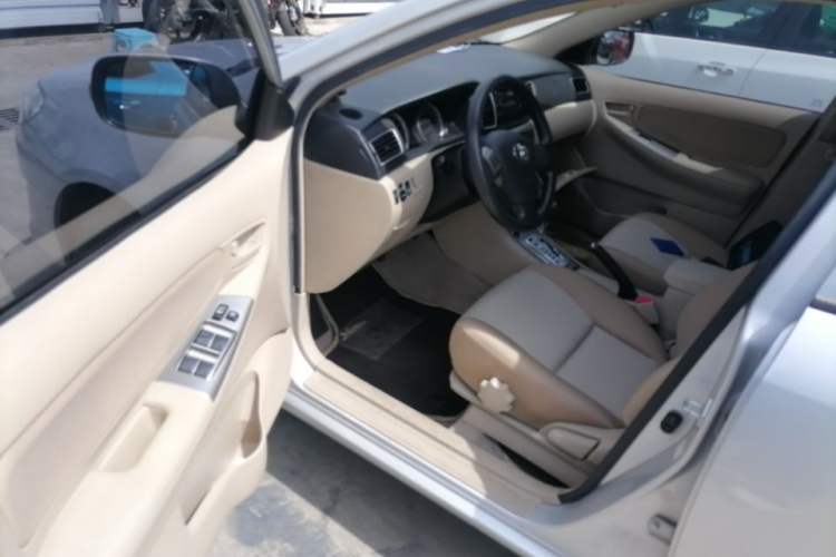 Used Toyota Corolla EX 2013 1.6L Automatic Excellence Edition Driver Seat