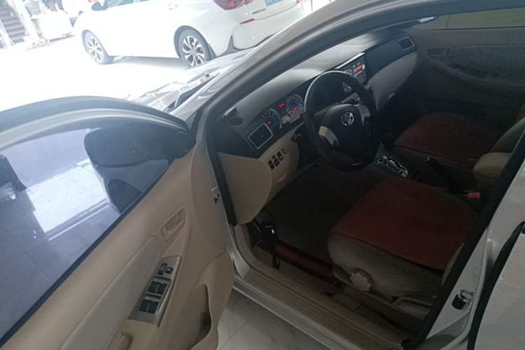 Used Toyota Corolla EX 2013 1.6L Automatic Excellence Edition Driver Seat