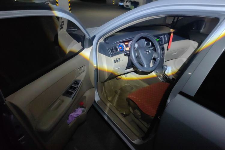 Used Toyota Corolla EX 2013 1.6L Automatic Excellence Edition Driver Seat