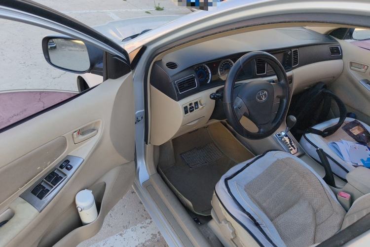 Used Toyota Corolla EX 2013 1.6L Automatic Luxury Edition Driver Seat