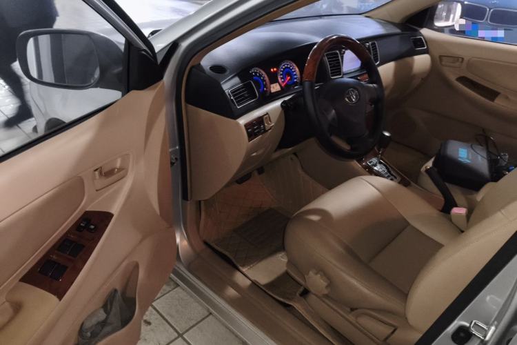 Used Toyota Corolla EX 2013 1.6L Automatic Luxury Edition Driver Seat