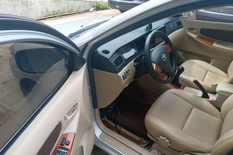 Used Toyota Corolla EX 2013 1.6L Manual Excellence Edition Driver Seat