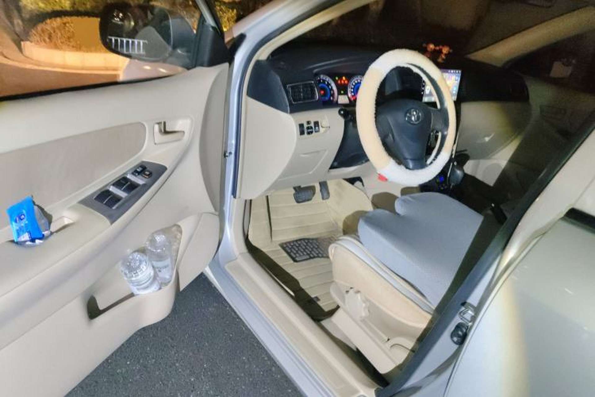 Used Toyota Corolla EX 2013 1.6L Automatic Excellence Edition Driver Seat