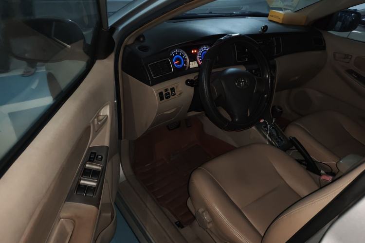 Used Toyota Corolla EX 2013 1.6L Automatic Luxury Edition Driver Seat