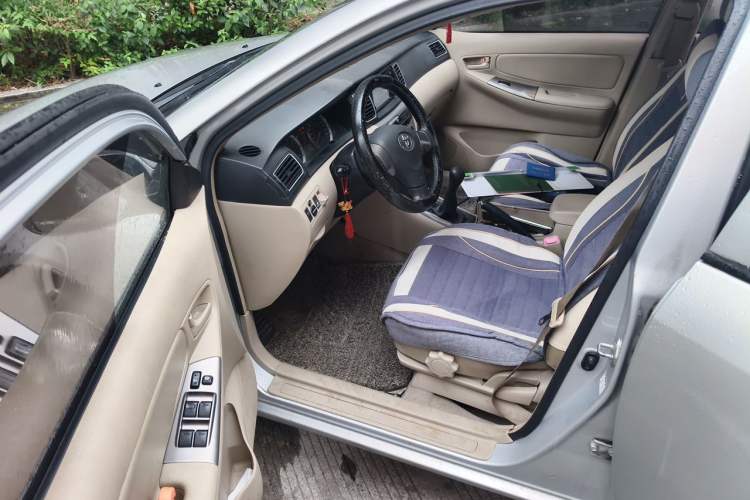 Used Toyota Corolla EX 2013 1.6L Manual Luxury Edition Driver Seat