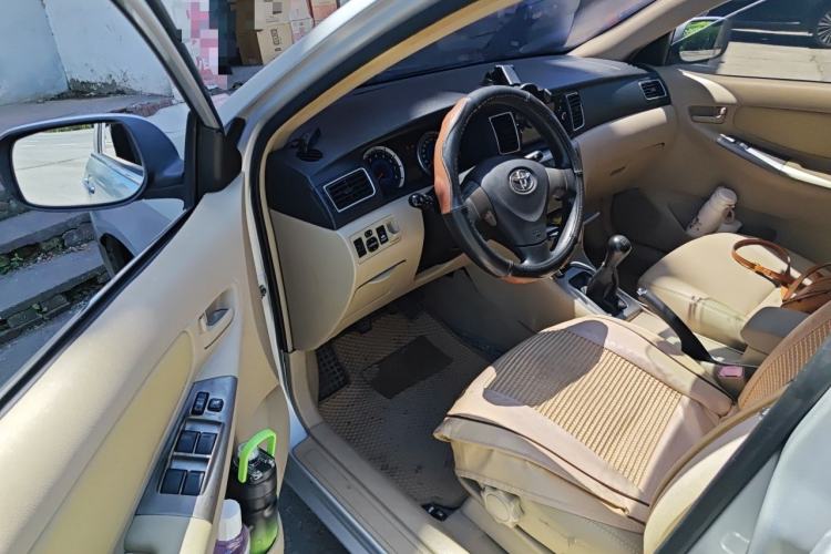 Used Toyota Corolla EX 2013 1.6L Manual Luxury Edition Driver Seat