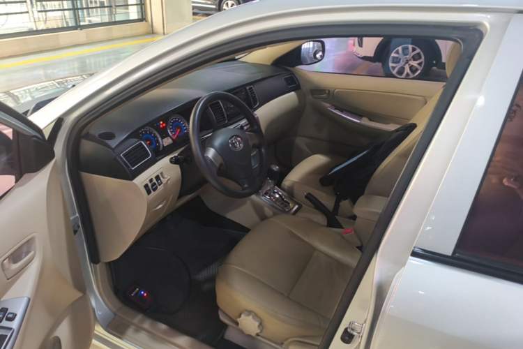 Used Toyota Corolla EX 2013 1.6L Automatic Excellence Edition Driver Seat