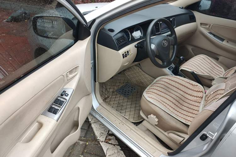 Used Toyota Corolla EX 2013 1.6L Manual Excellence Edition Driver Seat