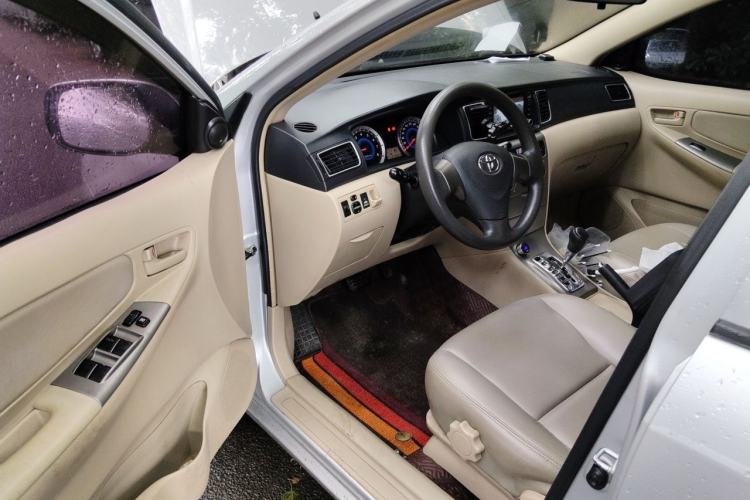 Used Toyota Corolla EX 2013 1.6L Automatic Excellence Edition Driver Seat
