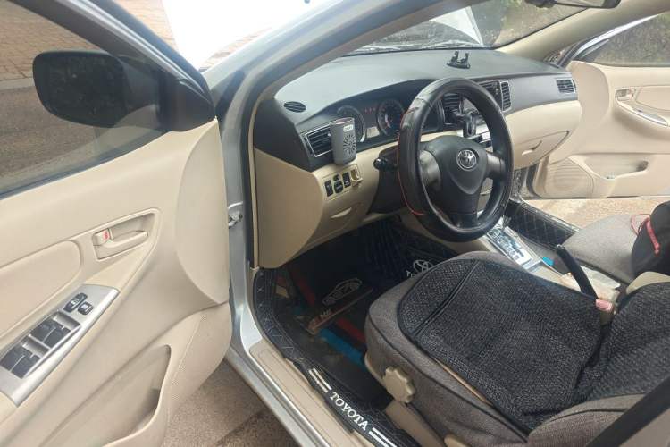 Used Toyota Corolla EX 2013 1.6L Automatic Excellence Edition Driver Seat