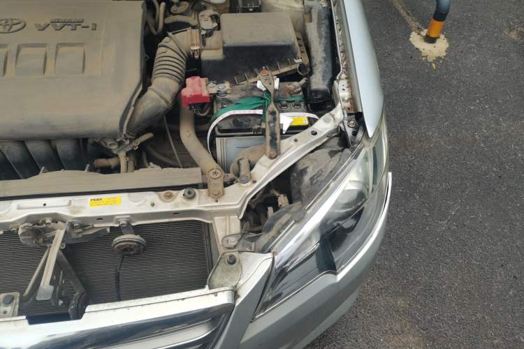 Used Toyota Corolla EX 2013 1.6L Automatic Excellence Edition Engine Bay Left