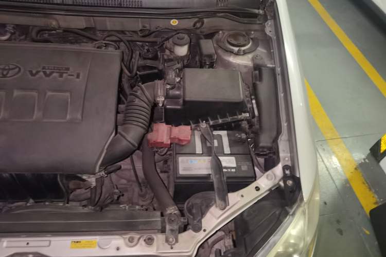 Used Toyota Corolla EX 2013 1.6L Automatic Luxury Edition Engine Bay Left