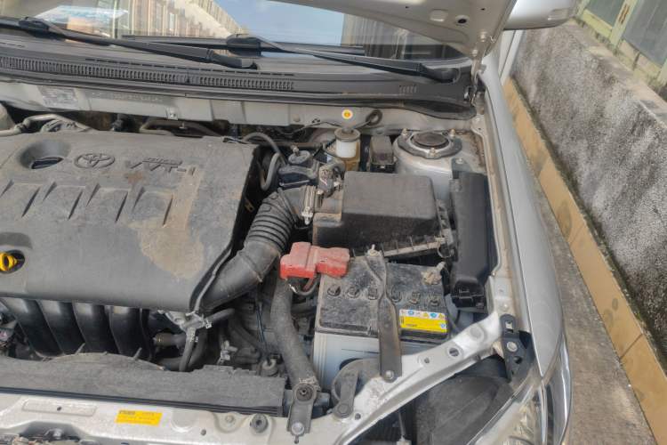 Used Toyota Corolla EX 2013 1.6L Automatic Excellence Edition Engine Bay Left
