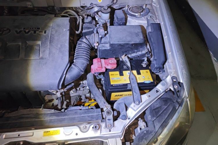 Used Toyota Corolla EX 2013 1.6L Manual Excellence Edition Engine Bay Left