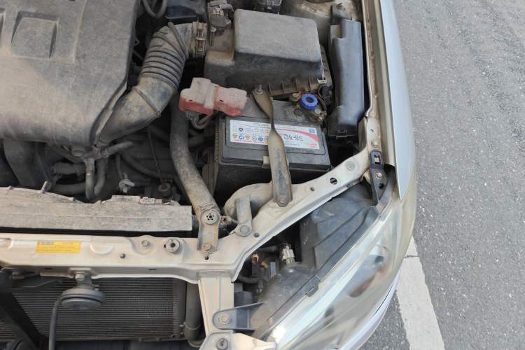 Used Toyota Corolla EX 2013 1.6L Automatic Excellence Edition Engine Bay Left