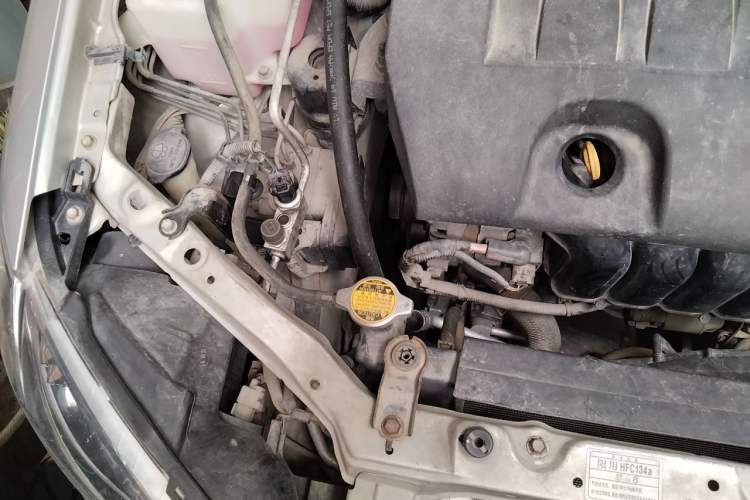 Used Toyota Corolla EX 2013 1.6L Automatic Excellence Edition Engine Bay Right