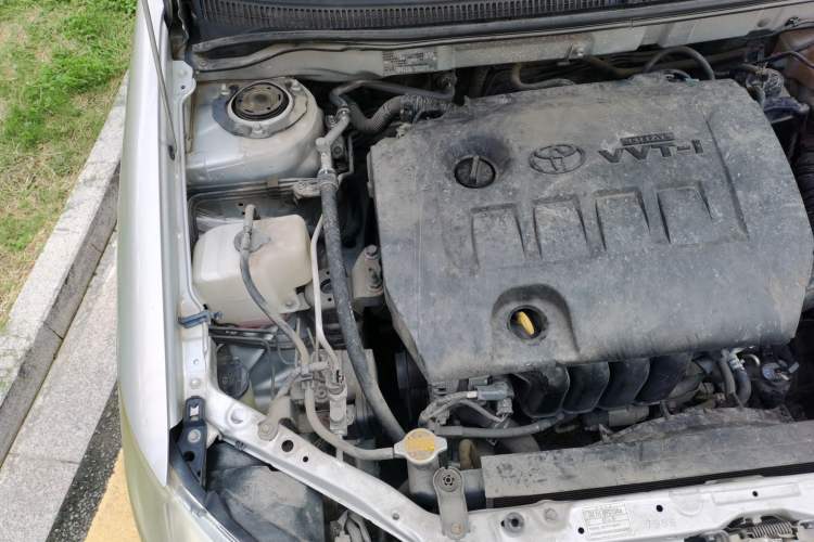 Used Toyota Corolla EX 2013 1.6L Automatic Excellence Edition Engine Bay Right