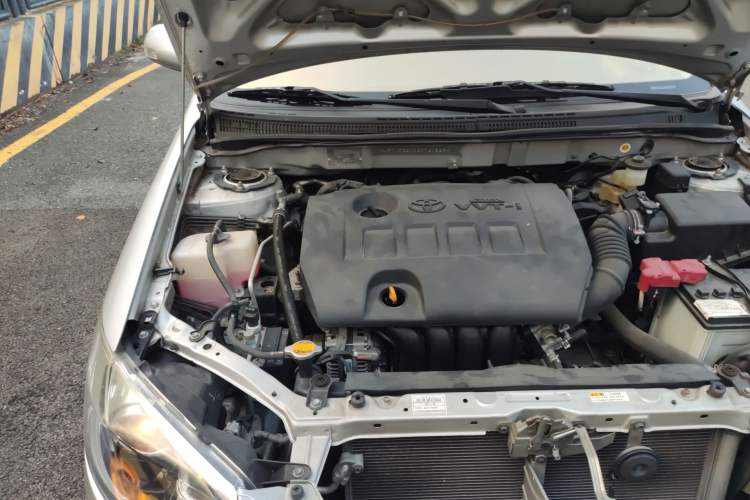 Used Toyota Corolla EX 2013 1.6L Automatic Excellence Edition Engine Bay Right