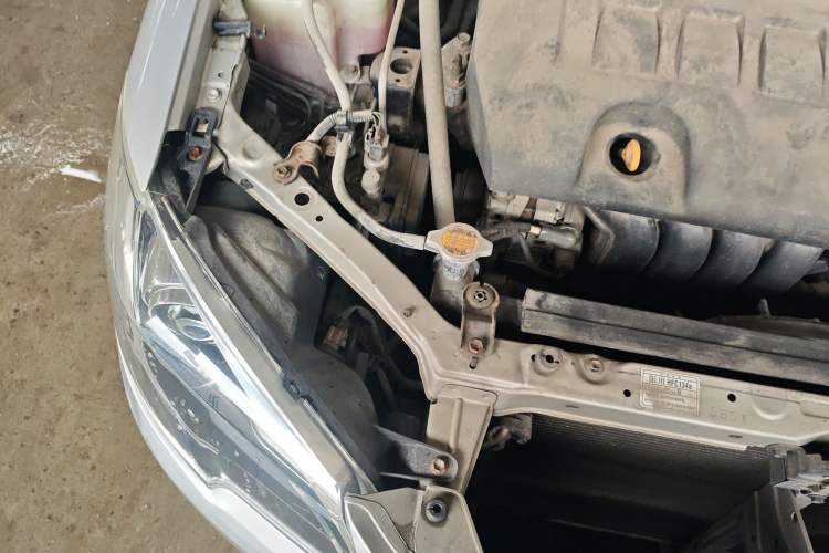 Used Toyota Corolla EX 2013 1.6L Automatic Luxury Edition Engine Bay Right