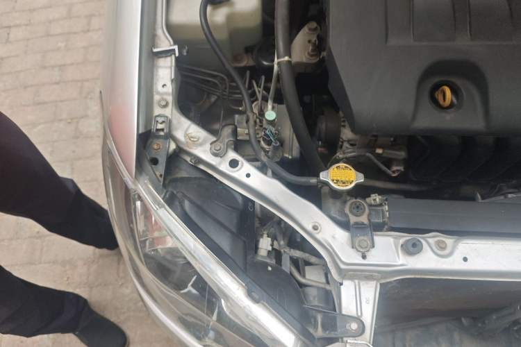 Used Toyota Corolla EX 2013 1.6L Automatic Excellence Edition Engine Bay Right