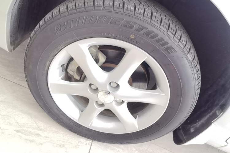 Used Toyota Corolla EX 2013 1.6L Automatic Excellence Edition Exterior 2