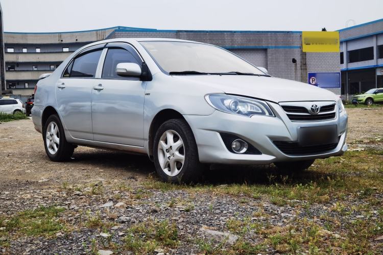 Used Toyota Corolla EX 2013 1.6L Manual Luxury Edition Exterior 3