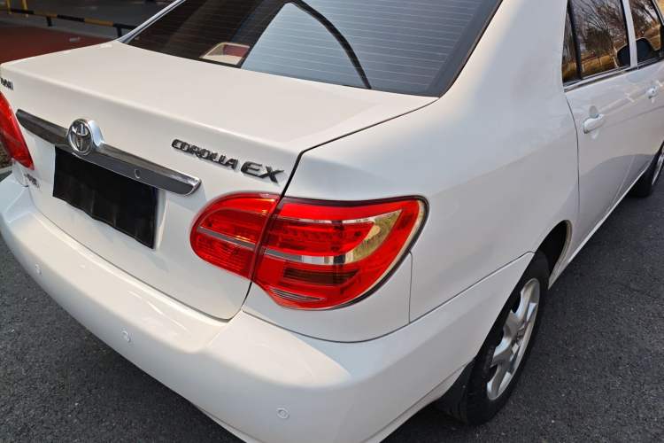 Used Toyota Corolla EX 2013 1.6L Manual Value Edition Exterior 3