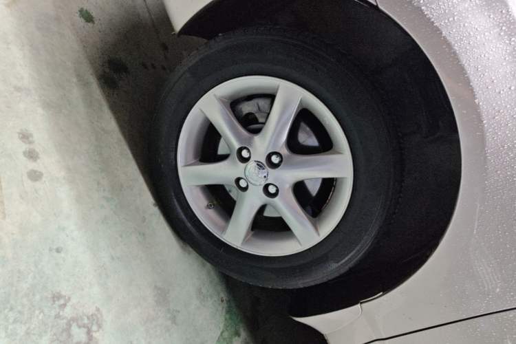 Used Toyota Corolla EX 2013 1.6L Automatic Luxury Edition Exterior 4