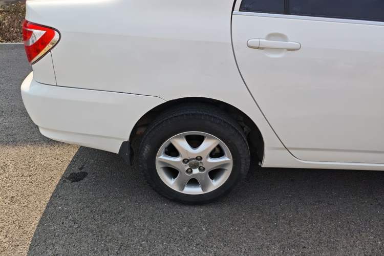 Used Toyota Corolla EX 2013 1.6L Manual Value Edition Exterior 5
