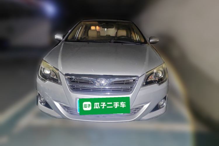 Used Toyota Corolla EX 2013 1.6L Manual Luxury Edition Front