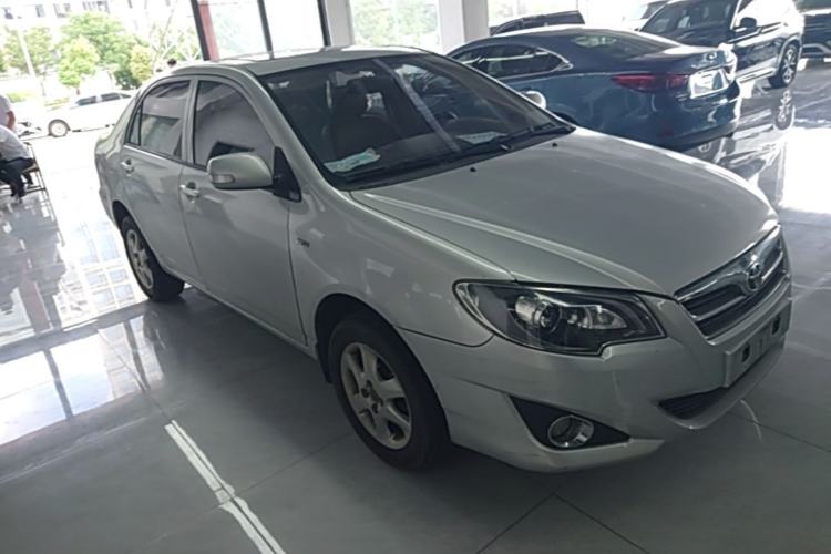 Used Toyota Corolla EX 2013 1.6L Automatic Excellence Edition Front Right 45 Deg