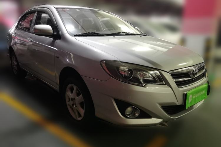 Used Toyota Corolla EX 2013 1.6L Automatic Luxury Edition Front Right 45 Deg