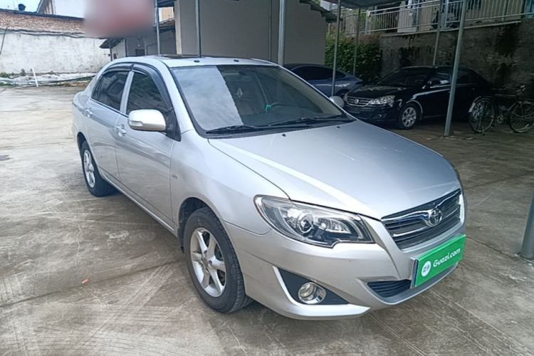 Used Toyota Corolla EX 2013 1.6L Manual Excellence Edition Front Right 45 Deg