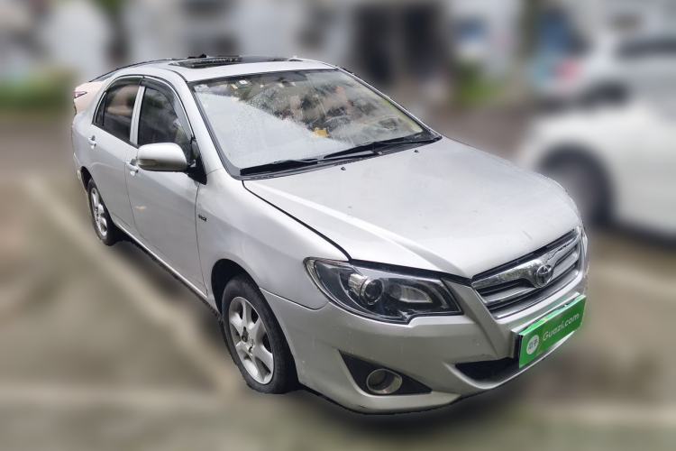 Used Toyota Corolla EX 2013 1.6L Manual Luxury Edition Front Right 45 Deg