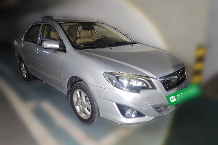 Used Toyota Corolla EX 2013 1.6L Manual Luxury Edition Front Right 45 Deg