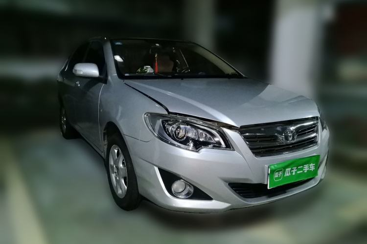 Used Toyota Corolla EX 2013 1.6L Automatic Luxury Edition Front Right 45 Deg