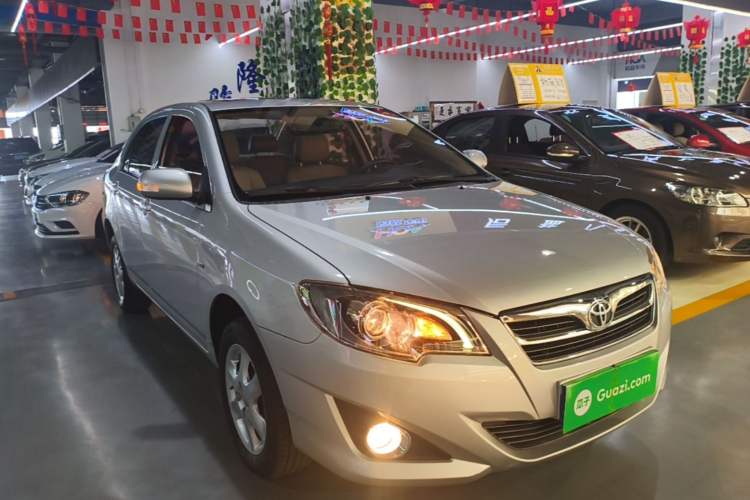 Used Toyota Corolla EX 2013 1.6L Automatic Excellence Edition Front Right 45 Deg