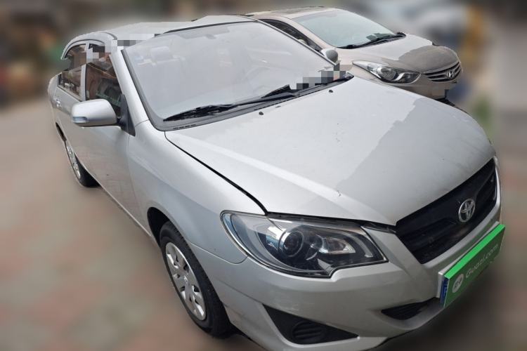 Used Toyota Corolla EX 2013 1.6L Manual Value Edition Front Right 45 Deg