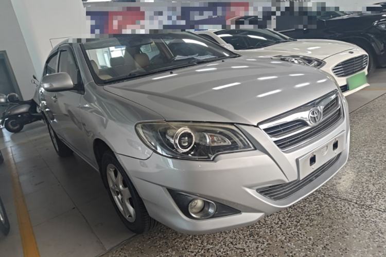 Used Toyota Corolla EX 2013 1.6L Automatic Luxury Edition Front Right 45 Deg