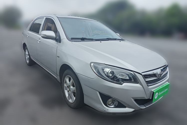 Used Toyota Corolla EX 2013 1.6L Manual Excellence Edition Front Right 45 Deg