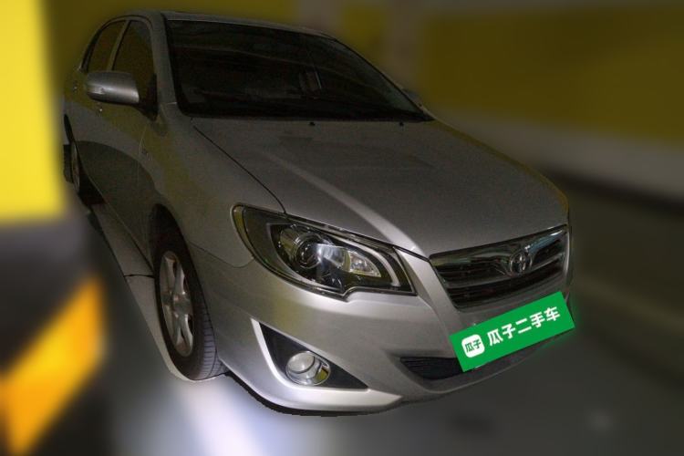 Used Toyota Corolla EX 2013 1.6L Automatic Luxury Edition Front Right 45 Deg