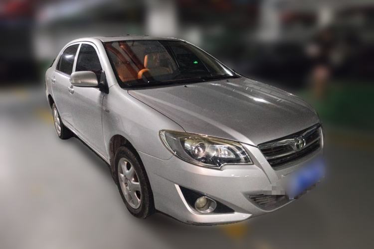 Used Toyota Corolla EX 2013 1.6L Automatic Luxury Edition Front Right 45 Deg
