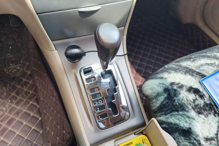 Used Toyota Corolla EX 2013 1.6L Automatic Luxury Edition Gear Lever