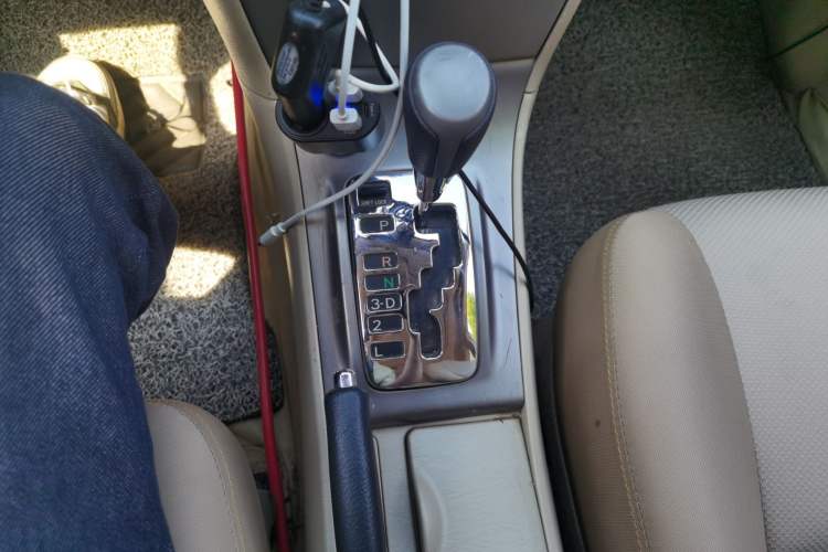 Used Toyota Corolla EX 2013 1.6L Automatic Excellence Edition Gear Lever